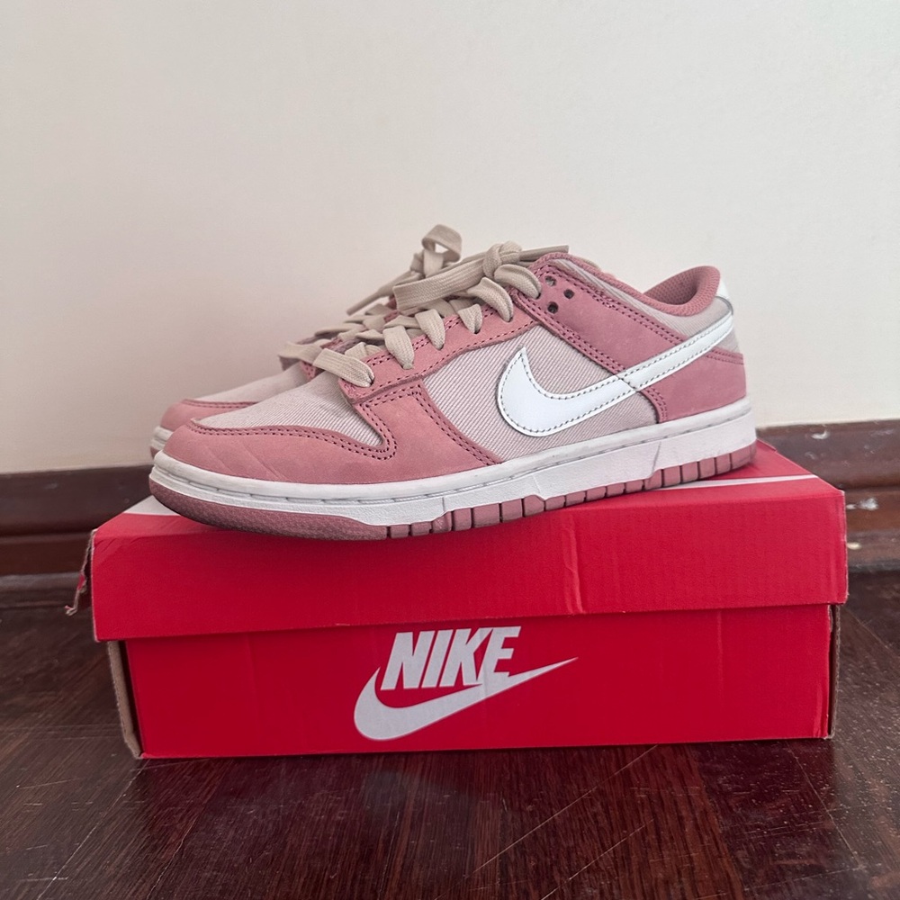 Nike Dunk Low Retro PRM